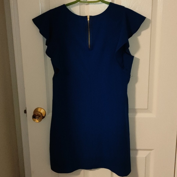 Dress - Picture 2 of 4